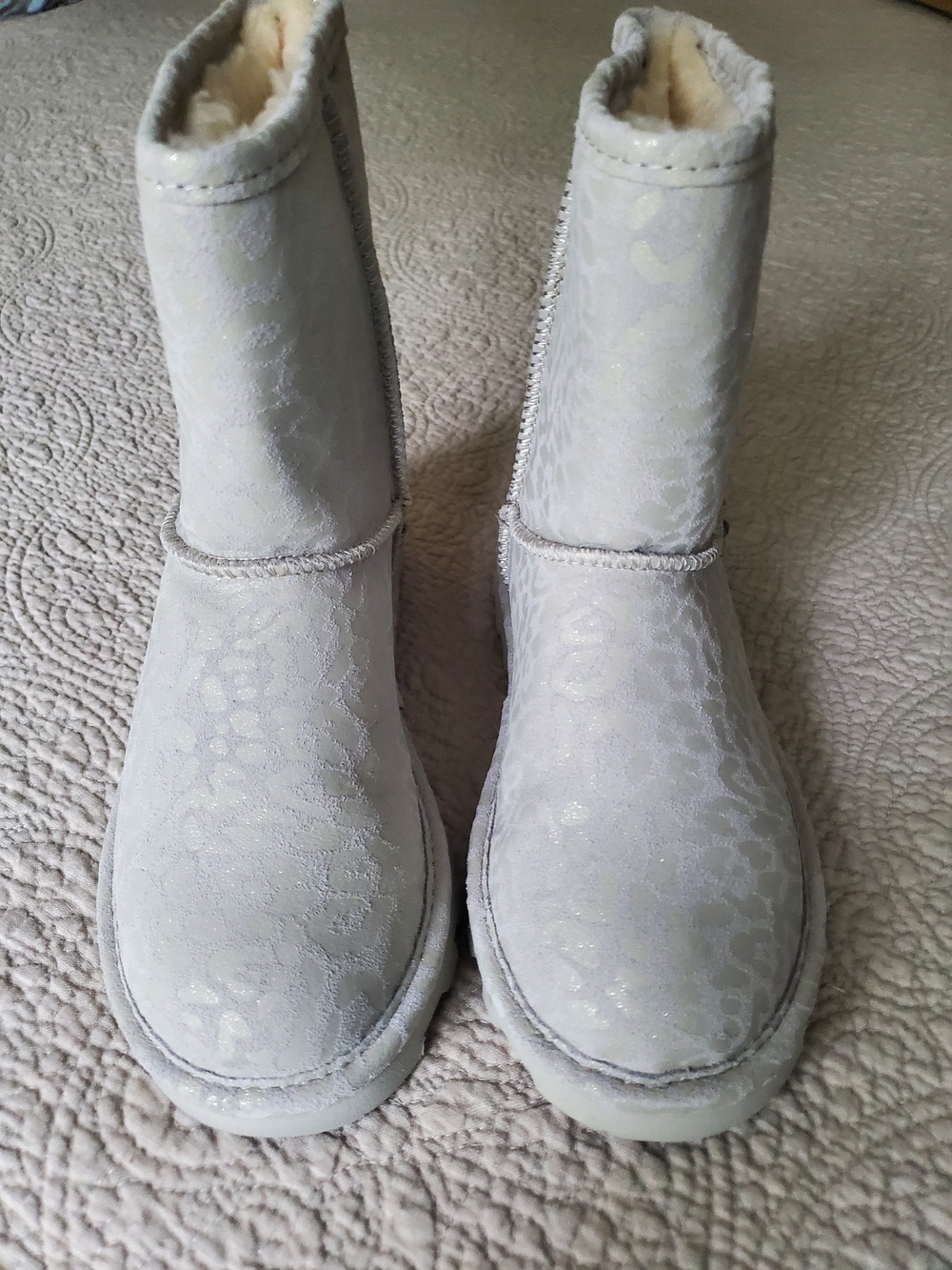 BEARPAW Elle Exotic Youth "Winter White" Leopard Glitter NIB!
